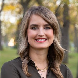 Meet your Posher, Jenny